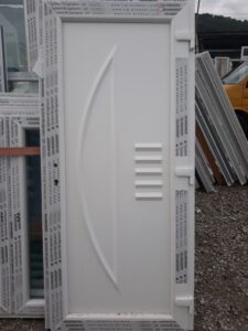 pvc ulazna vrata salamander najjeftinija hr njemacka kvaliteta slika 130674327 1 225x300