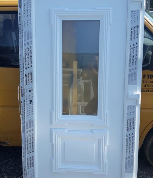 pvc ulazna vrata salamander najjeftinija hr njemacka kvaliteta slika 145531215